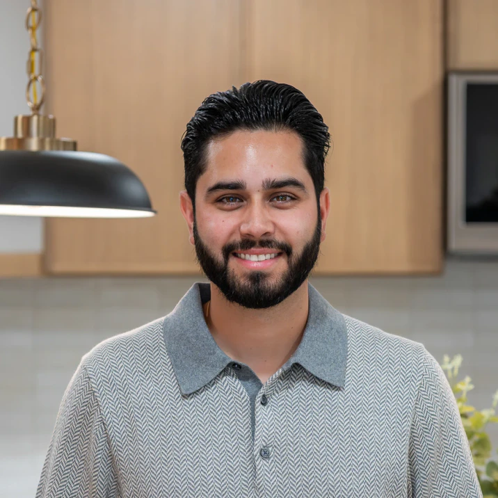 Sal Valencia